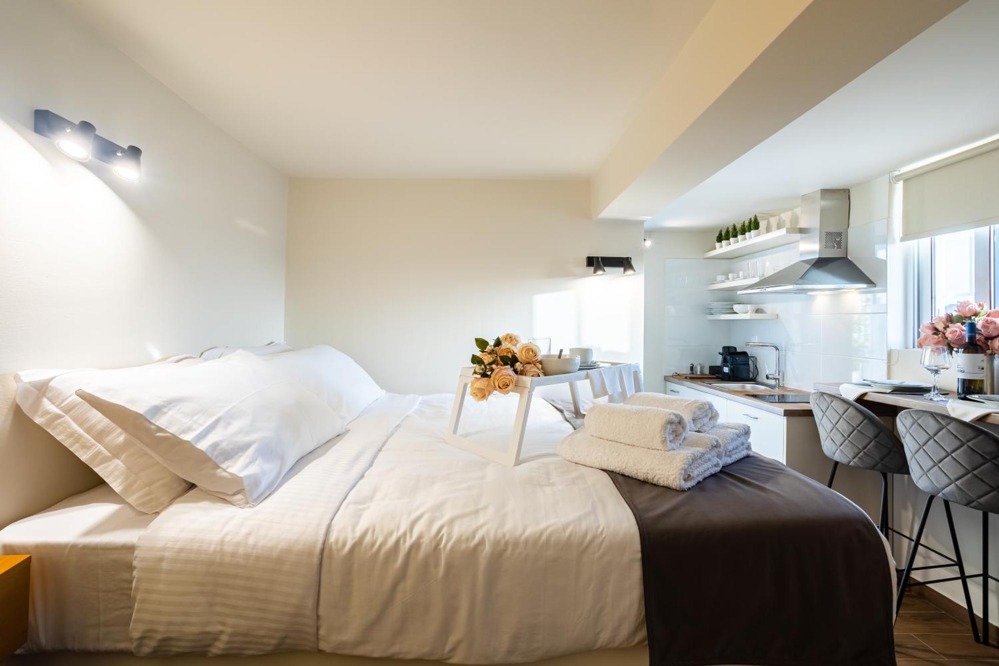 Villy'S Comfort Zone Apartments Kalamáta Kültér fotó